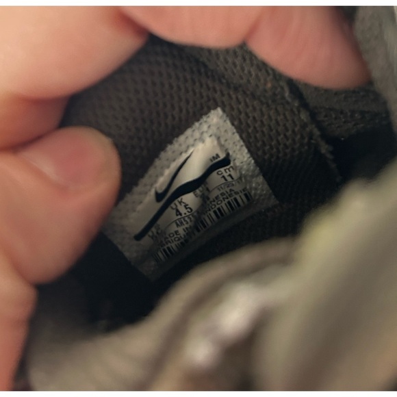 Nike Air Jordan Mid 1 Toddler Olive Green Print Size 5C - Picture 7 of 8